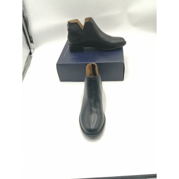 Adrienne Vittadini Black Ankle Boots - Picture 3 of 10